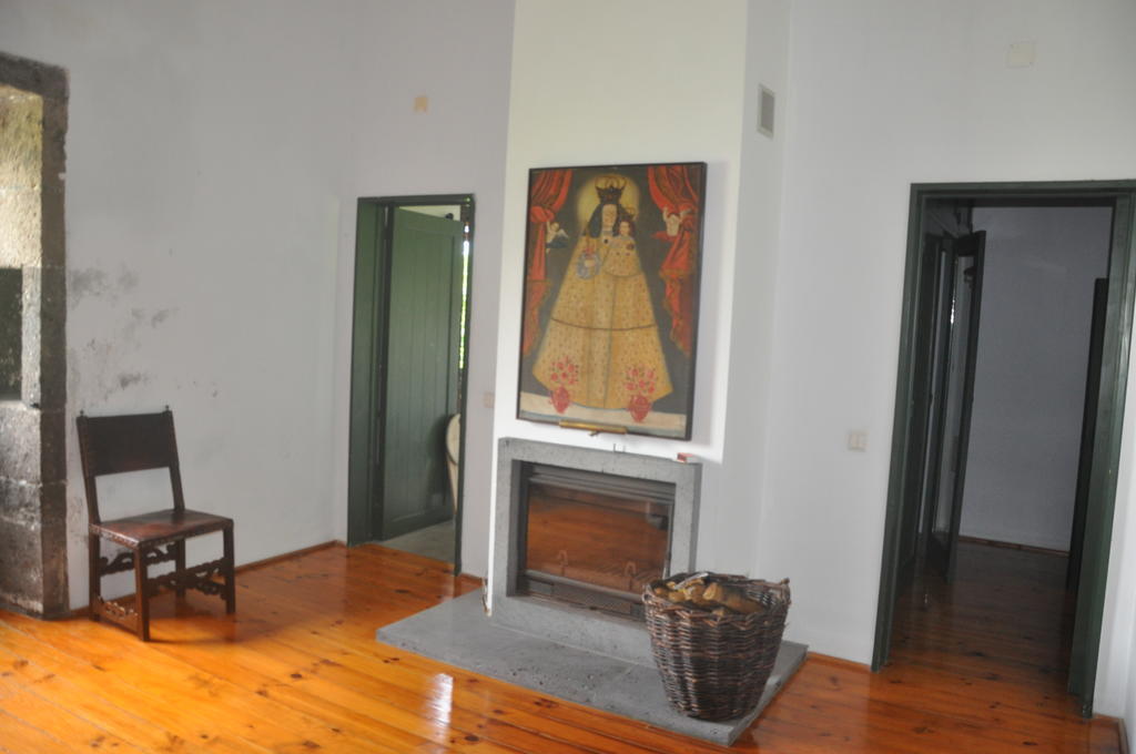 Convento de São Francisco Vila Franca do Campo Quarto foto