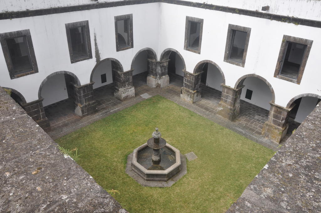 Convento de São Francisco Vila Franca do Campo Exterior foto